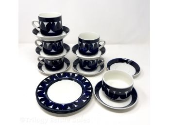 Finland Arabia 'Sotka' Stoneware 16 Pieces