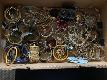 Jewelry / Bracelets