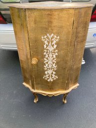 Fancy Gold 1 Door Wooden Corner Cabinet
