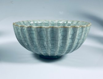 GE Type Celadon Bowl With Scalloped Body