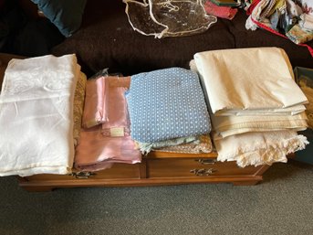 Table Cloths Lot