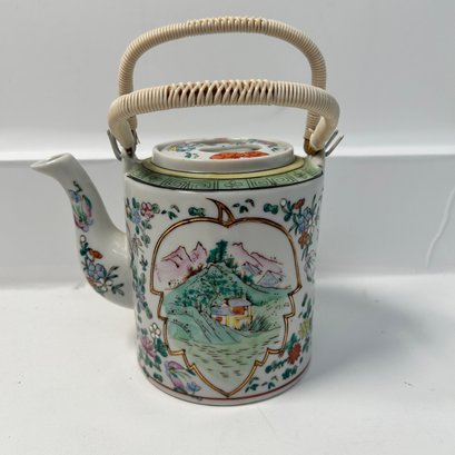 Chinese Hand Painted & Decorated Teapot