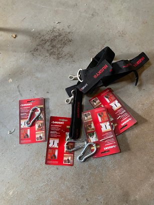 Husky Clips - New With Tags