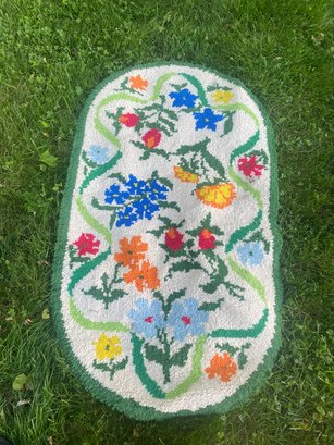 Small Multi Color Oval Hook Rug, 26'x47' 2 Of 2