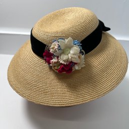 Vintage Brimmed Woven Straw Hat With Flower Accent