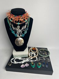 Large Variety Of Multicolored & Warm/cool Toned Jewelry: Including Necklaces, Bracelets, Rings,earings Lot #5