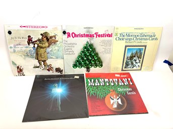Set Of 5 Christmas Vinyl Records Including Barbara Streisand Christmas Album