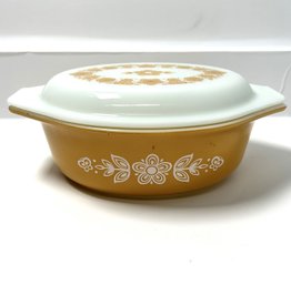 Gorgeous Vintage Pyrex Butterfly Gold Lidded 1.5 Qt Casserole Dish No. 043