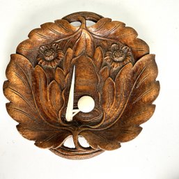 Vintage Syroco Wood Carved World Fair Decorative Plate