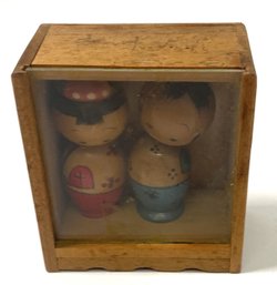A Pair Of Bobblehead Kokeshi Dolls In Wooden Box