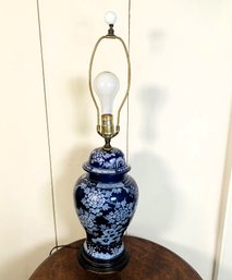 Chinese Blue & White Lidded Ginger Jar Converted To Table Lamp