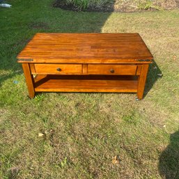 Modern Coffee Table With 2 Draws On Wheels, Great Quality Piece!