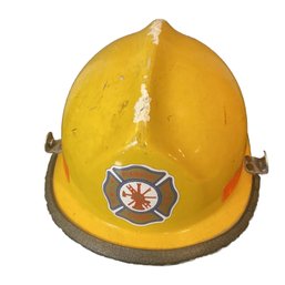Cairns 1980s Yellow Fire Helmet Plainville Ct With Insert