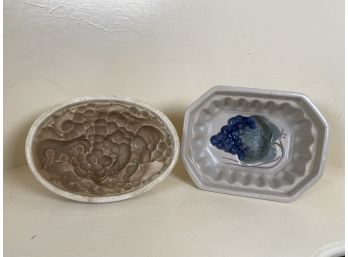 Pair Of Awesome Ceramic Vintage Jello Molds