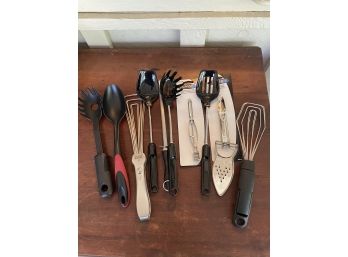 Large Lot Of New And Like New Kitchen Utensils - Great Variety!