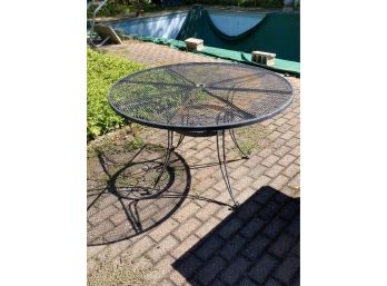 Vintage Mesh Top Wrought Iron Metal Patio Table 2 Of 2