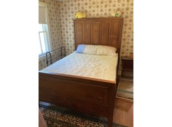 Antique Full Size Bed