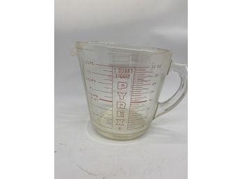 Vintage Pyrex Liquid Measuring Glass 4 Cups Capacity