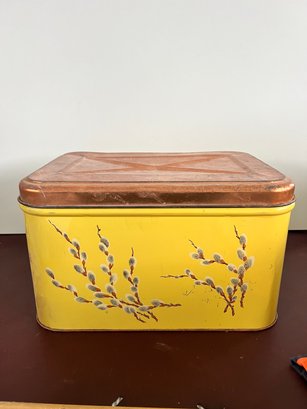 Vintage MCM Colorware Metal Bread Basket 13x8x10