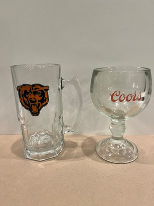 Pair Of Oversized Drinking Glasses  Coors And Chicago Bears