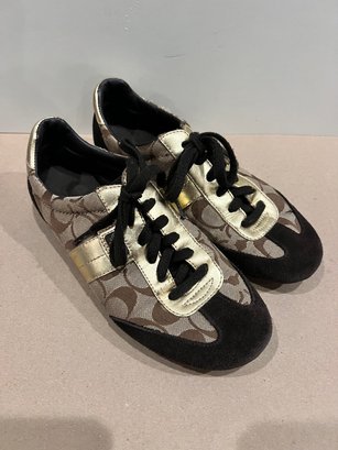Authentic Coach Shoes Size 8