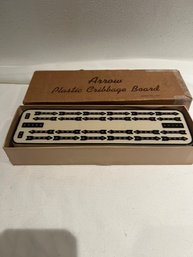 Vintage Arrow Plastic Cribbage Board Everythings Included