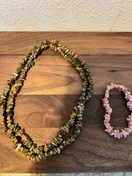 Green And Red Toned Unakite Chip Necklace Set