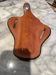 Pistol Holster Medium Bianchi Shadow #7  .380 Auto 9mm Kurtz Pistol Brown Leather RH