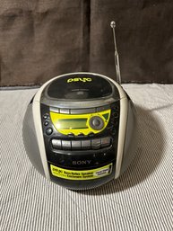 Sony Psyc  Portable CD Player Alarm Clock Radio