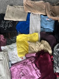 35 Lots Of XL Womens Clothing. Excellent Condition