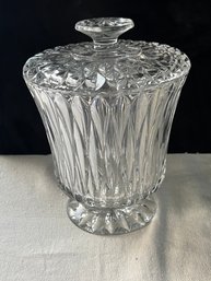 10 Inch 7 1/2 Inch Diameter Glass Cookie Jar.