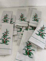 Set Of 12 Vintage Embroidered Poinsettia Dinner Napkins