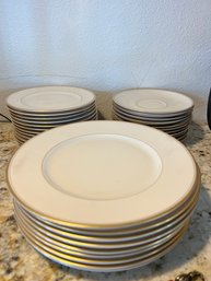 32 Pc Franciscan 301 One Gold Rimmed China Dishes Set!!!!