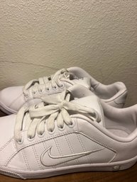 Nike Womens Court Tradition 2 315161 White Sneakers Size 8