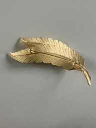 Vintage Leaf Brooch