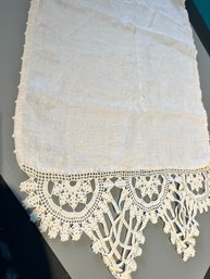 AnAntique Linen And Lace Table Runner Crochet