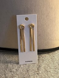 Brand Ne Gold Tone Earrings