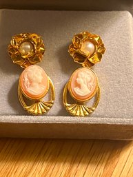 2 Pair Earrings One W Cameo