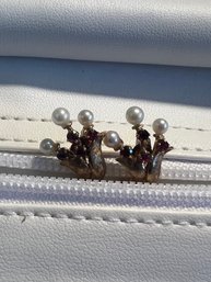Vintage Pearl And Amethyst 14k Earrrings  3.25g