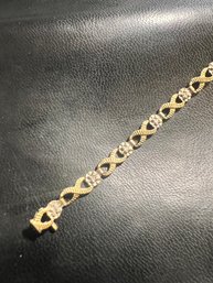 Gorgeous 10k Gold Diamond Bracelet 7'  3.76g