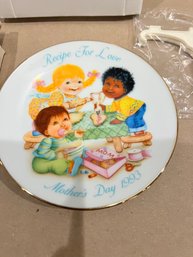 Vintage Avon 1993 Mother's Day Mini Plate