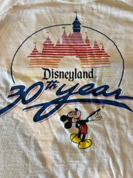 Vintage Medium  80s Single Stitch Disneyland 30th Year 1985 T-shirt!