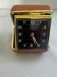 Vintage Small 2 1/2 X 2 1/2 Florn Desk Clock