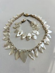 ANTIQUE VINTAGE ART DECO 1930's MOTHER OF PEARL MOP FLOWER LEAF CHOKER NECKLACE Set