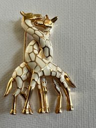 Vintage EnVintage Enamel Brooch Pair Of Giraffes