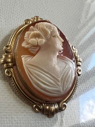 Gorgeous Victorian Cameo About 1.5' Brooch