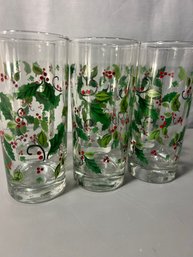 Set Of 6 Christmas Holly Berry Water Glasses