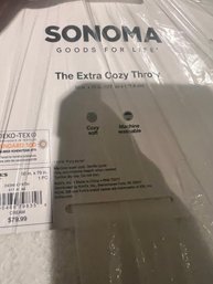 New Sonoma 50x 70 Extra Cozy Throw