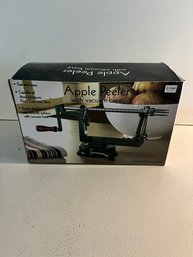 Apple Peeler With Vacuum Base