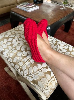 NEW Hand Knitted Acrylic Yarn Slippers Size 7-8
